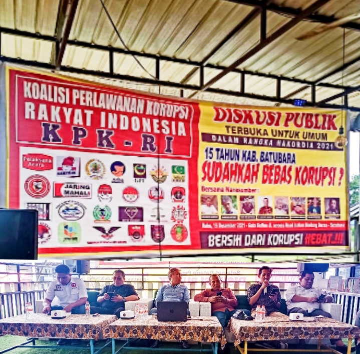 Diskusi Publik