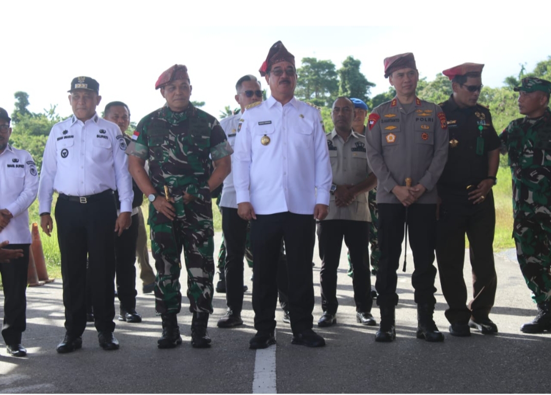 Bupati Buru Sambut Kedatangan Gubernur Maluku dan Rombongan di Bumi Bupolo