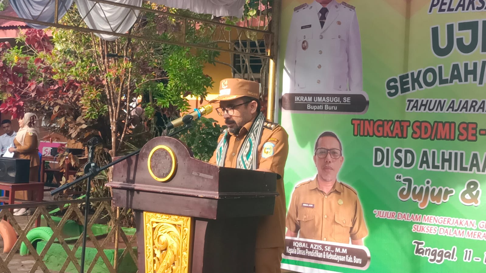 Wakili Bupati Buru Ikram Umasugi, Wabup Buru Sudarmo Buka Ujian Sekolah Asesmen TA 2025/2026 Tingkat SD/MI SE- di SD Ahillal2 Namlea