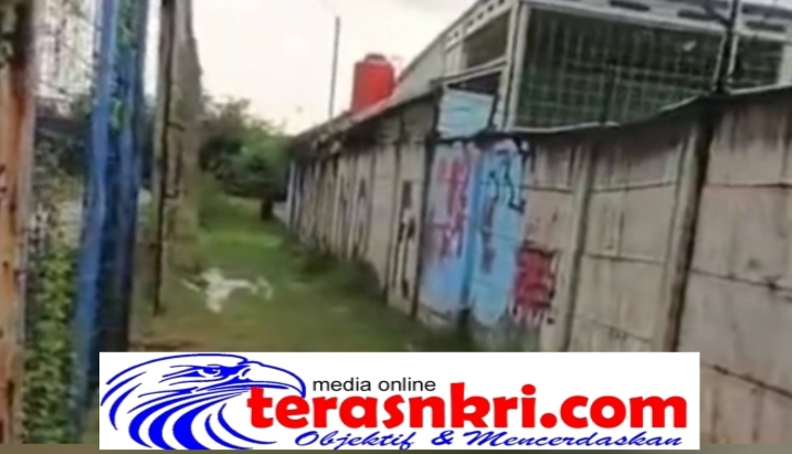 Akses Jalan TPU Kampung Cebong Lumpuh Total, Warga Desak Pemdes Mekar Jaya Segera Bertindak