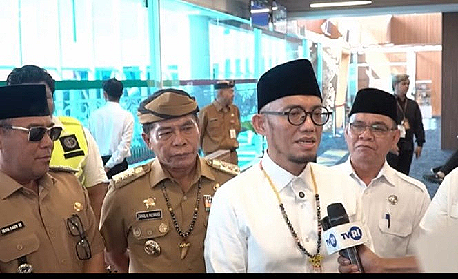 Wamenhaj Dahnil Anzar Lakukan Sidak dan Tinjau Persiapan Pemberangkatan Calhaj Kaltara di Tarakan