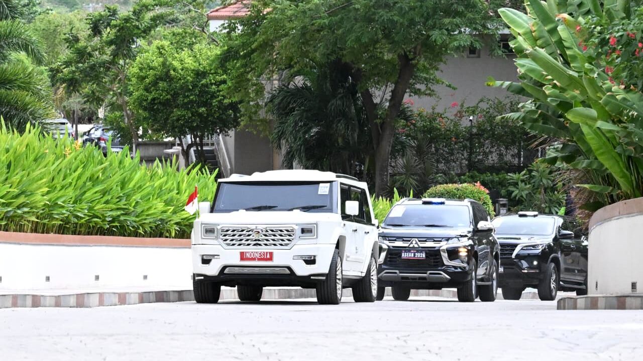 Tiba di Cebu untuk KTT ASEAN, Presiden Prabowo Disambut Hangat Diaspora dan Bawa Mobil Maung