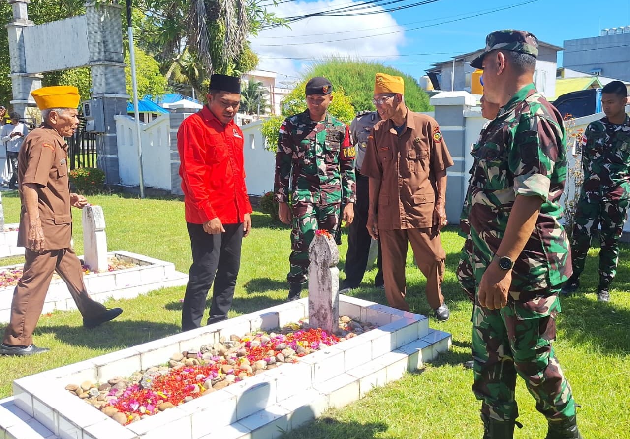 Hormati Jasa Pahlawan, Anggota DPRD Nunukan Saddam Husain Gelar Ziarah dan Aksi Sosial