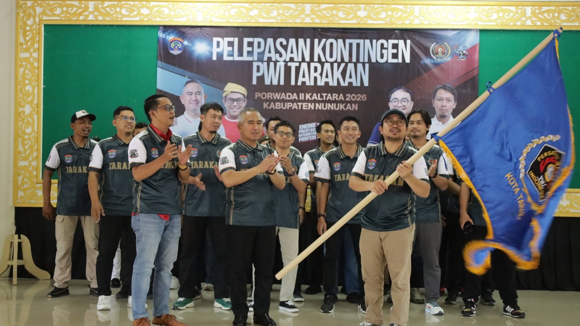 Wali Kota Tarakan Lepas Kontingen PWI Menuju Porwada II Kaltara di Nunukan